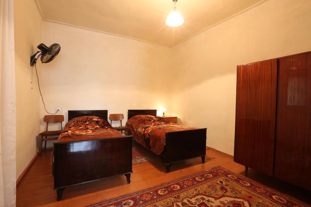 Guesthouse "Ashot Shalunts" 고리스 외부 사진