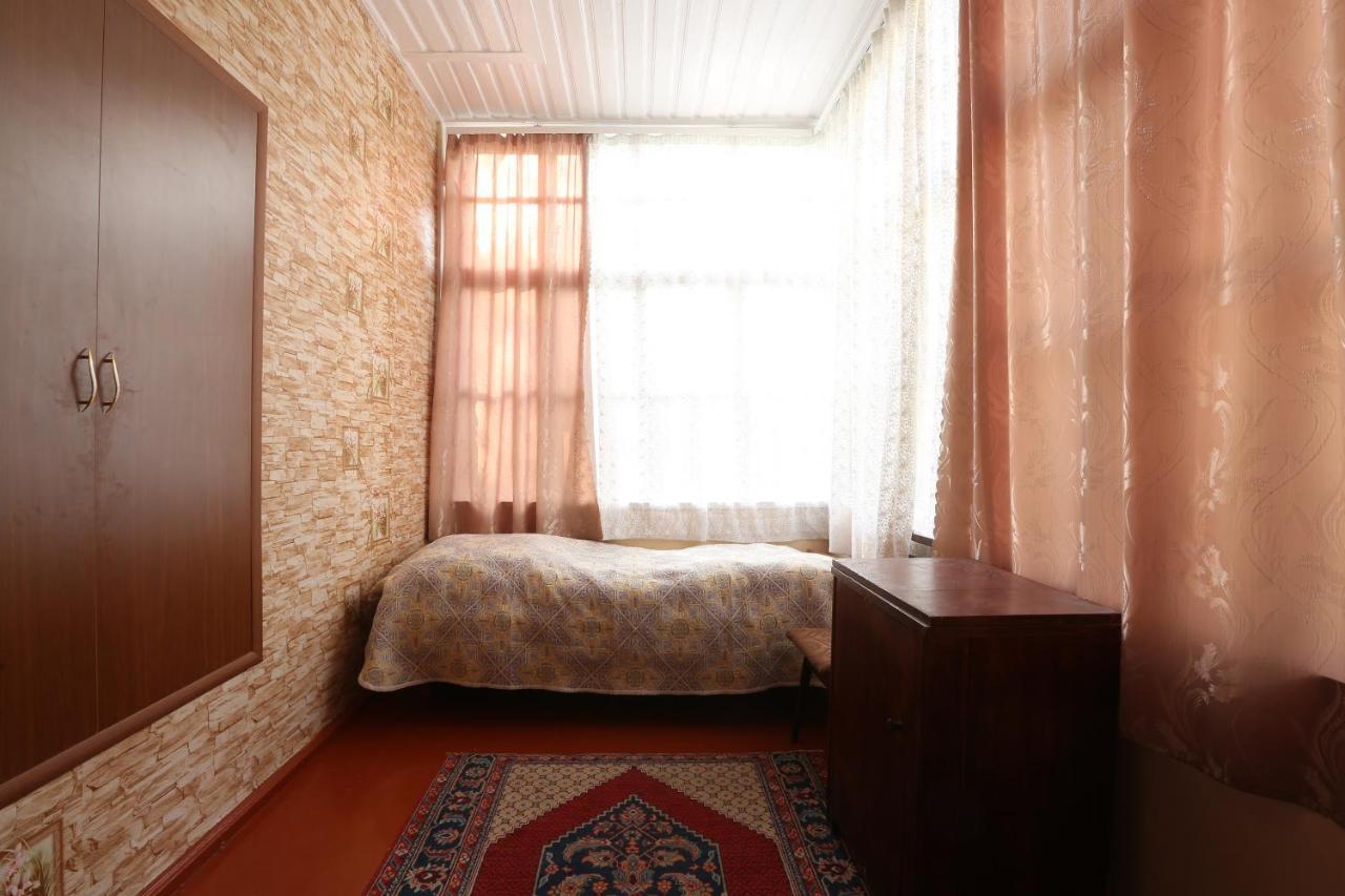 Guesthouse "Ashot Shalunts" 고리스 외부 사진